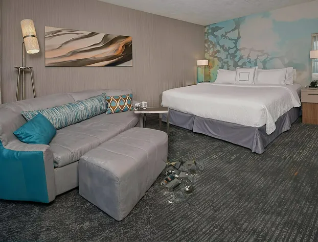 Comfort Inn & Suites hotel detail image 4