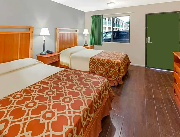 Knights Inn Ontario hotel detail image 2