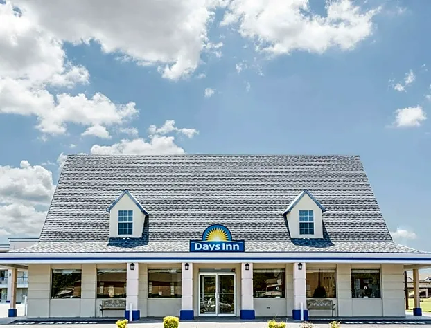 Days Inn by Wyndham Bossier City hotel detail image 2