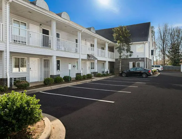 Rodeway Inn Charlotte Independence Blvd. hotel detail image 3