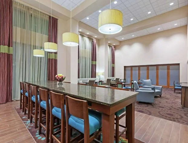 Hampton Inn & Suites Shreveport/Bossier City Airline Drive hotel detail image 3