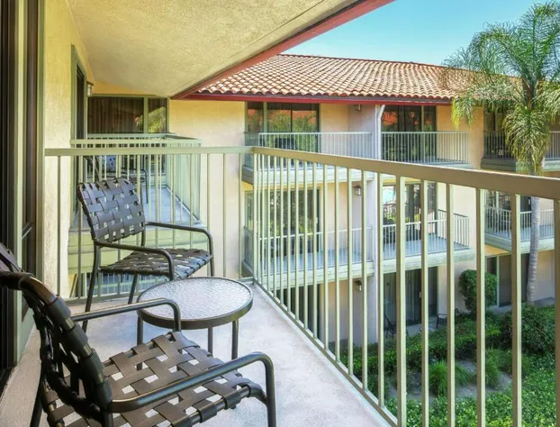 DoubleTree by Hilton Ontario Airport hotel detail image 2