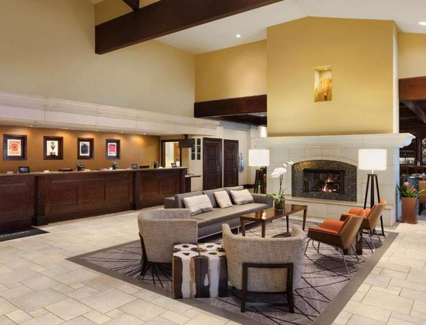 DoubleTree by Hilton Ontario Airport hotel detail image 4