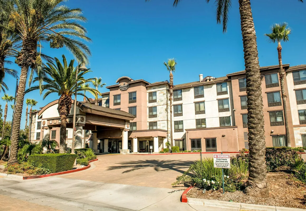 Country Inn & Suites by Radisson, Ontario at Ontario Mills, CA hotel hero