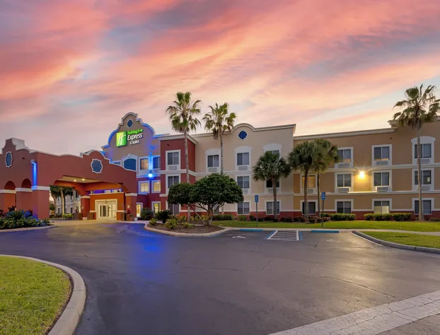 Holiday Inn Express Hotel & Suites The Villages by IHG hotel detail image 2