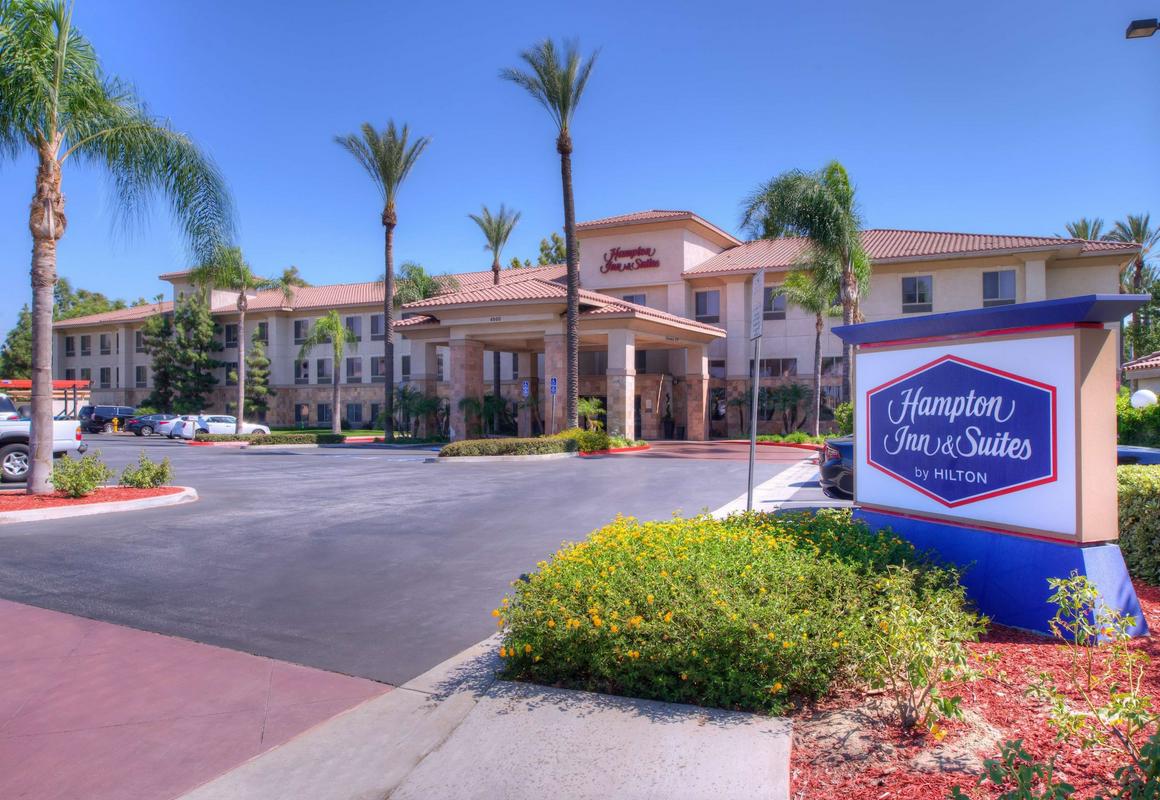 Hampton Inn & Suites Ontario hotel hero