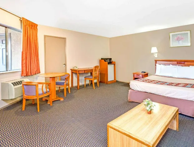 Super 8 by Wyndham Upland Ontario CA hotel detail image 4