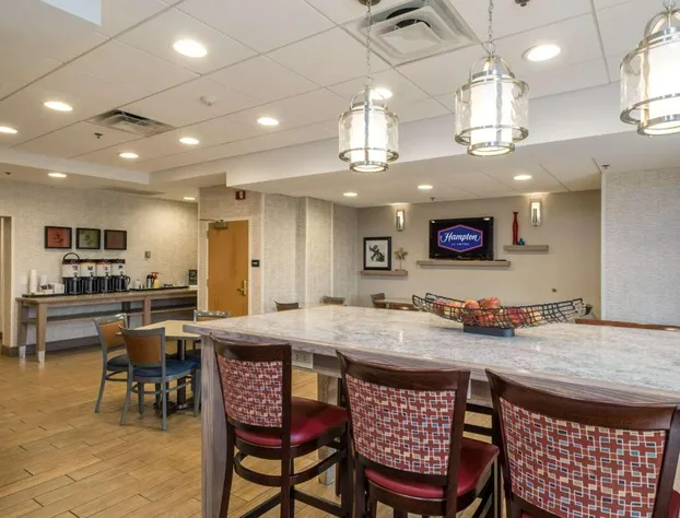 Hampton Inn Freeport/Brunswick hotel detail image 2