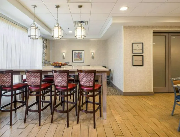 Hampton Inn Freeport/Brunswick hotel detail image 4