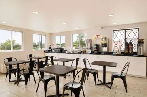 Super 8 by Wyndham Portland ME hotel detail image 3