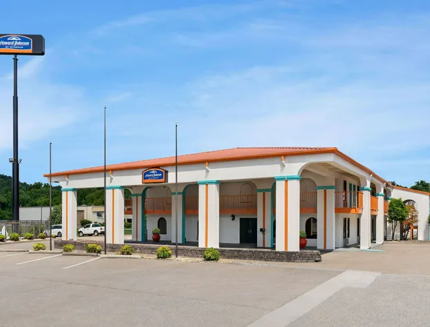 Howard Johnson by Wyndham Chattanooga Lookout Mountain I-24 hotel detail image 4