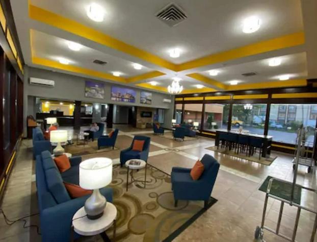 Quality Inn & Suites hotel detail image 1
