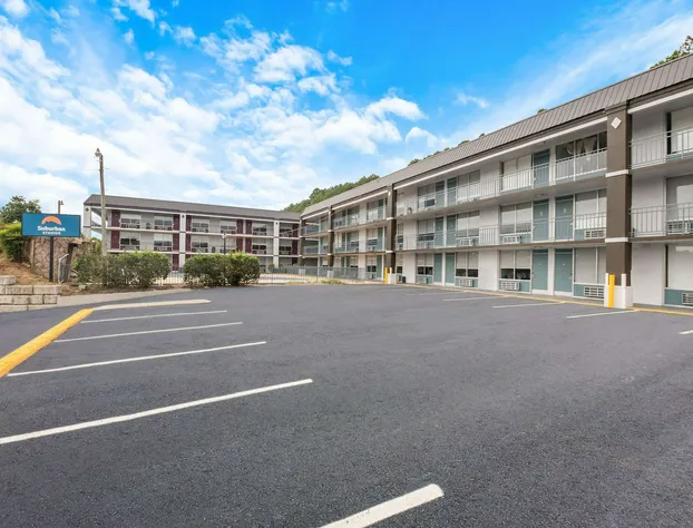 Rodeway Inn Cleveland TN I-75 hotel detail image 3