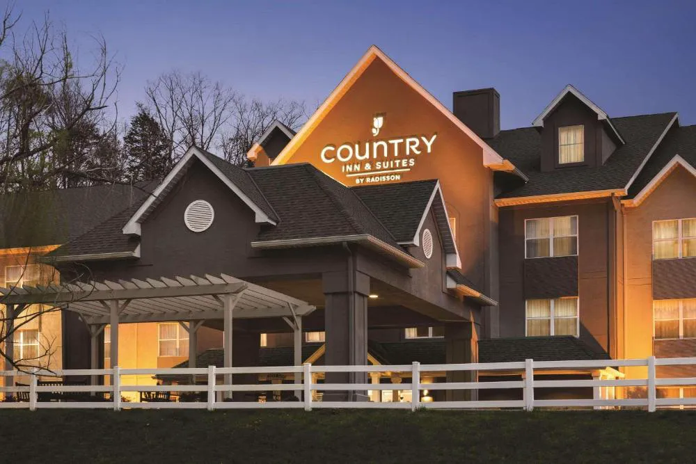 Country Inn & Suites by Radisson, Chattanooga-Lookout Mountain hotel hero