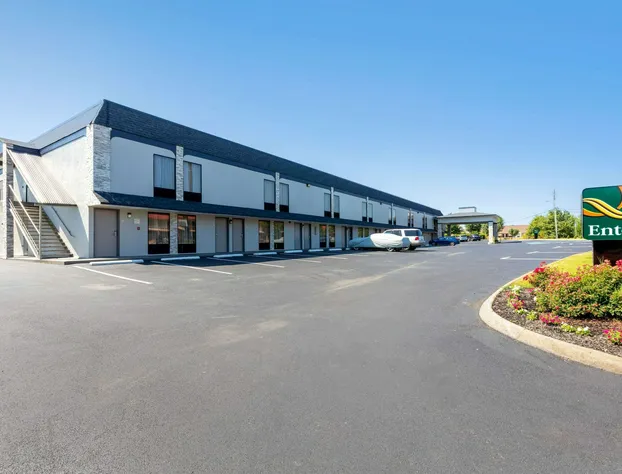 Quality Inn Cleveland North hotel detail image 2