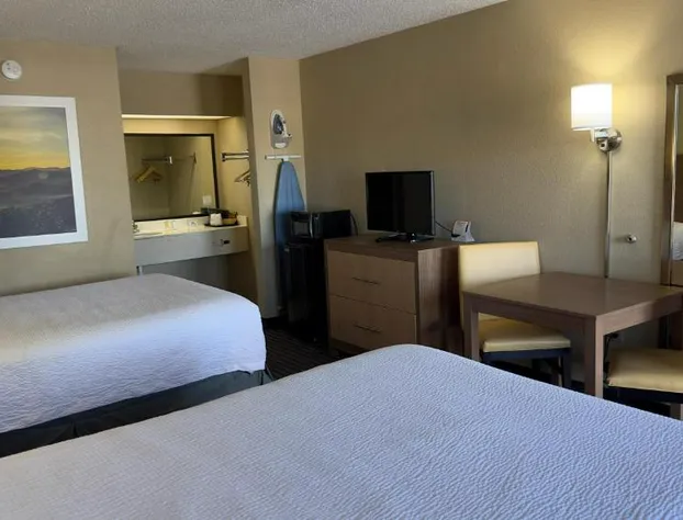 Days Inn By Wyndham Lexington/Columbia hotel detail image 3