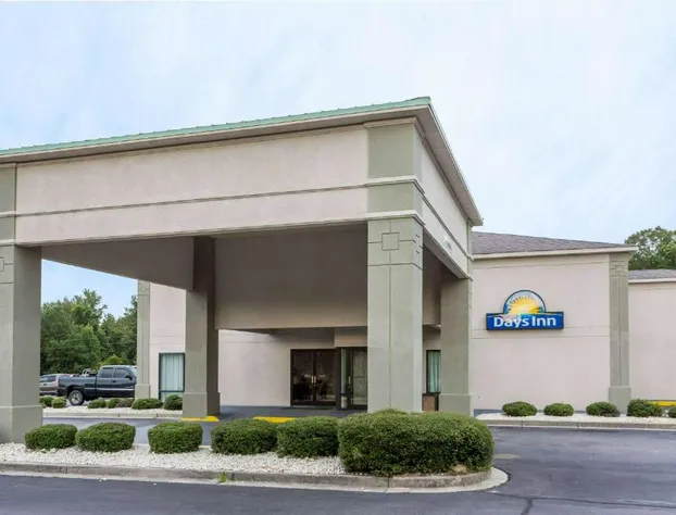 Days Inn by Wyndham Lugoff hotel detail image 1