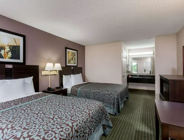 Days Inn by Wyndham Lugoff hotel detail image 3