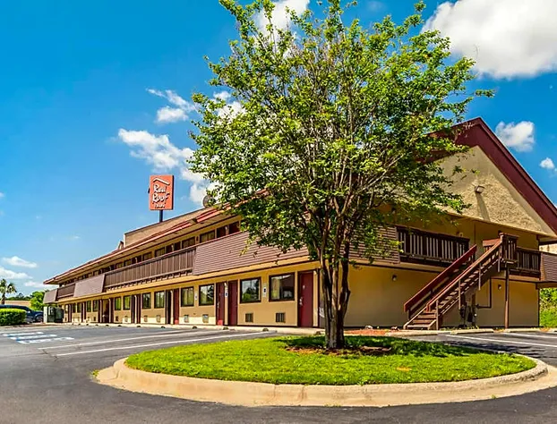 Red Roof Inn Columbia East - Ft Jackson hotel detail image 1