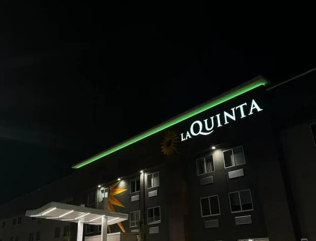 La Quinta Inn by Wyndham Columbia NE/Fort Jackson hotel detail image 1