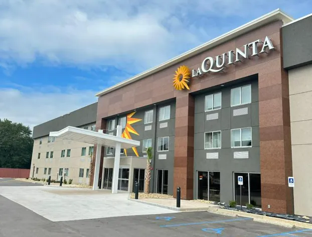 La Quinta Inn by Wyndham Columbia NE/Fort Jackson hotel detail image 3