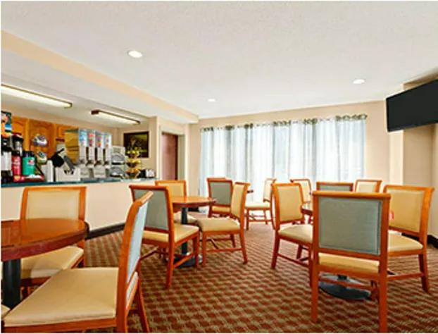 Ramada Limited Columbia hotel detail image 3