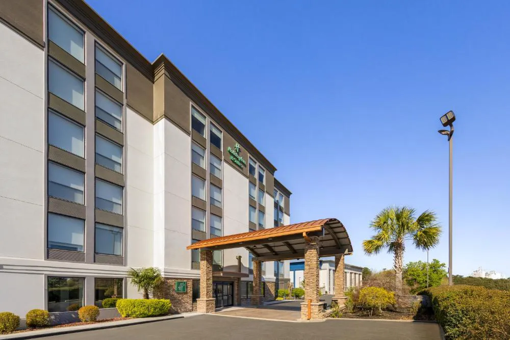 Holiday Inn & Suites Columbia NE - Ft Jackson Area by IHG hotel hero