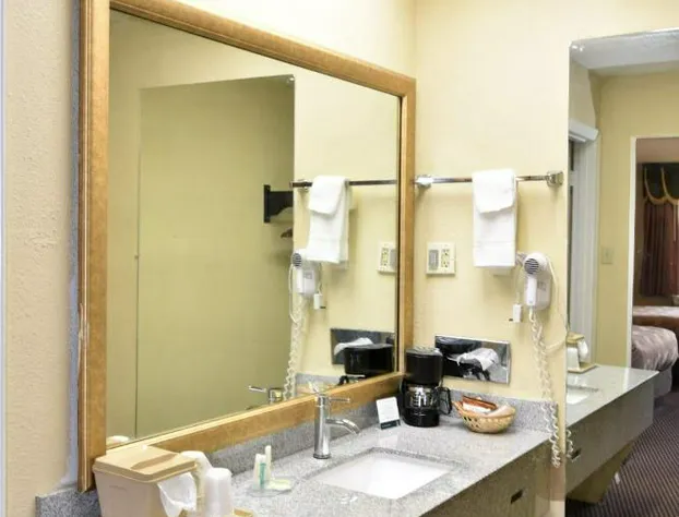 Rodeway Inn Harbison Area hotel detail image 2