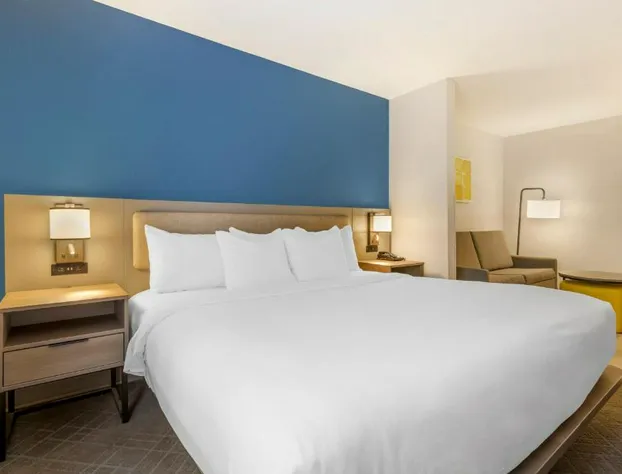 Comfort Suites Columbia Northeast - Fort Jackson hotel detail image 4