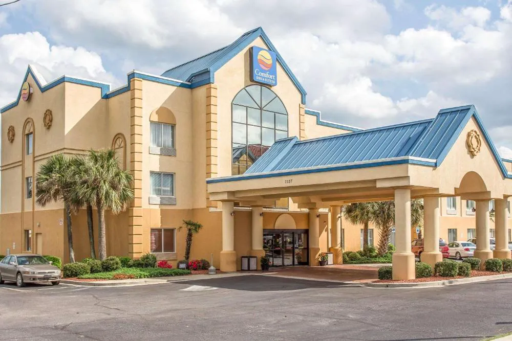 Comfort Inn & Suites Ft. Jackson Maingate hotel hero