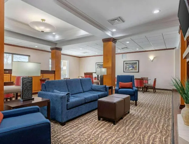 Comfort Inn & Suites Camden hotel detail image 3