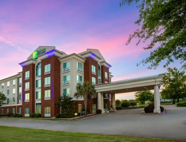 Holiday Inn Express & Suites Newberry by IHG hotel detail image 1