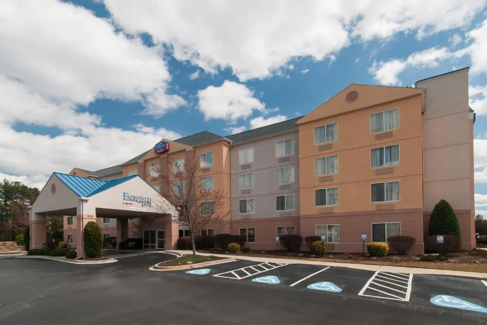 Fairfield by Marriott Inn & Suites Columbia Harbison hotel hero