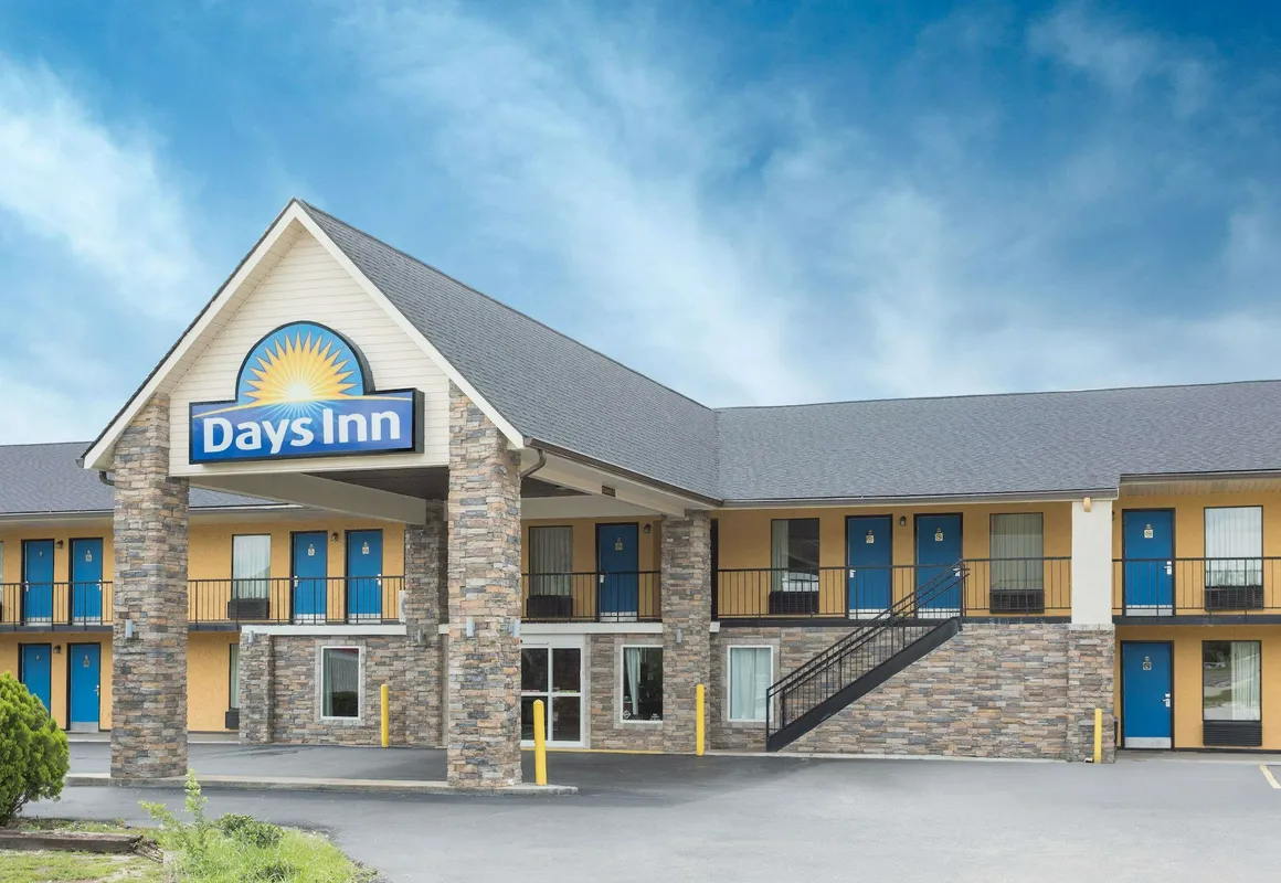 Days Inn by Wyndham Newberry hotel hero