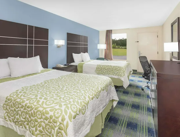 Days Inn by Wyndham Newberry hotel detail image 4