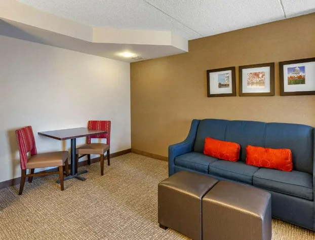 Comfort Suites Manassas Battlefield Park hotel detail image 3