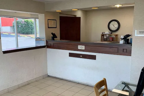 Days Inn by Wyndham Harrisonburg hotel detail image 2