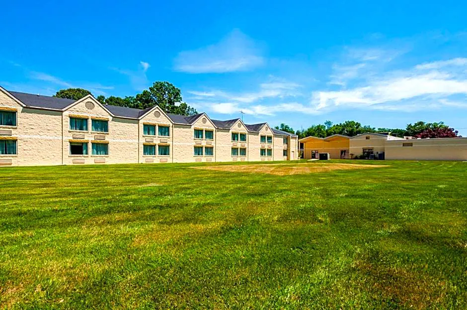 Quality Inn Annapolis hotel hero