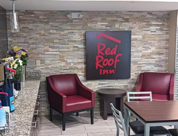 Red Roof Inn Baton Rouge hotel detail image 1
