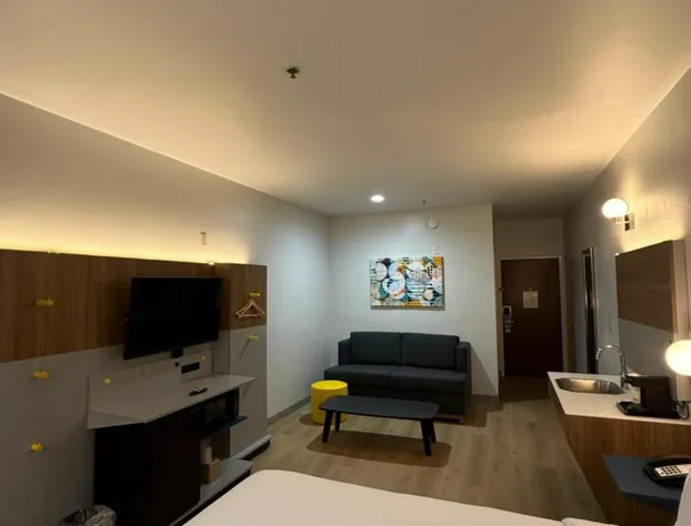 Microtel Inn & Suites by Wyndham Baton Rouge Airport hotel detail image 3