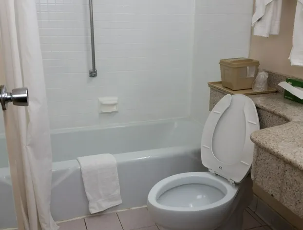 Days Inn by Wyndham Birmingham AL hotel detail image 3