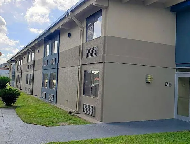 Red Roof Inn Port Allen hotel detail image 1