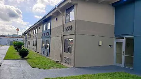 Red Roof Inn Port Allen hotel detail image 3