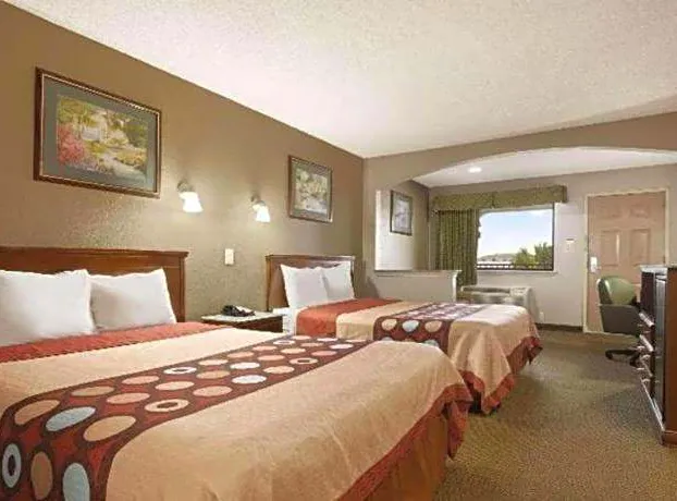 Super 8 By Wyndham Baton Rouge/I-12 hotel detail image 4