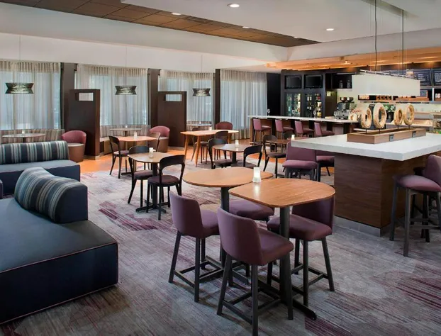 Courtyard by Marriott Birmingham Homewood hotel detail image 3