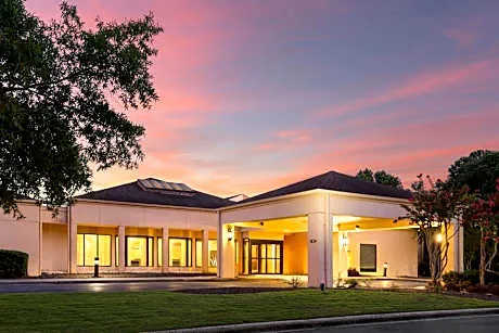 Courtyard by Marriott Birmingham Hoover hotel hero