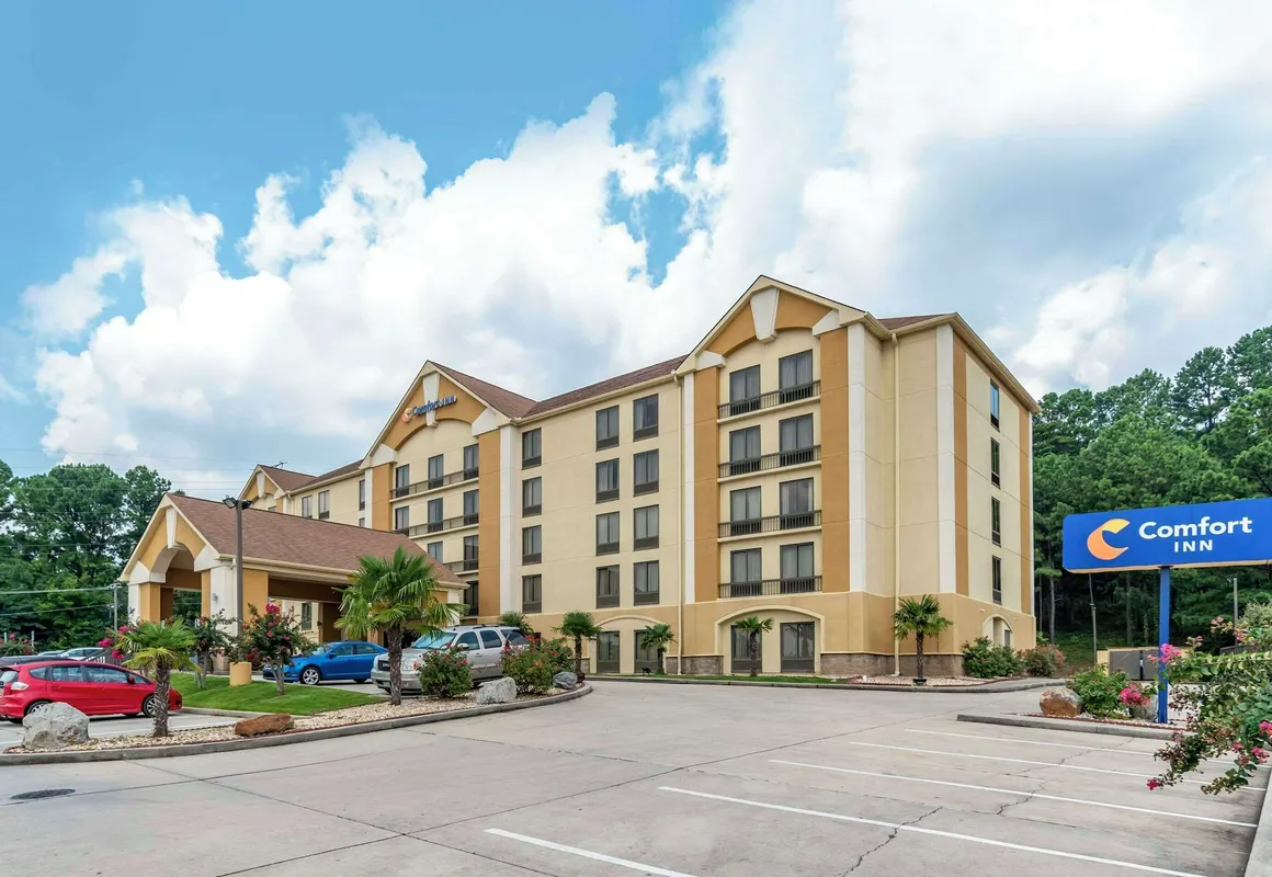 Comfort Inn Birmingham Homewood hotel hero