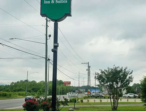 Budgetel Inn & Suites hotel detail image 1