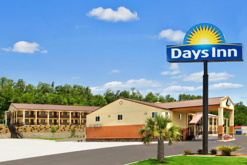 Days Inn by Wyndham Fultondale hotel hero