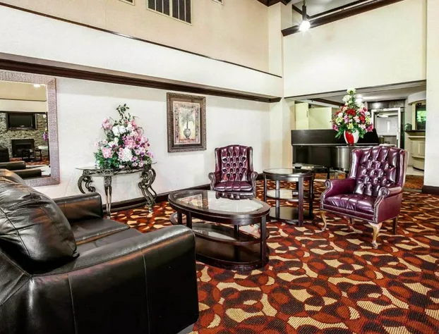 Ramada by Wyndham Birmingham Airport hotel detail image 3